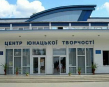 В Кривом Роге проходят районные выставки &quot;Объединенные любовью к Украине&quot; (ФОТО)