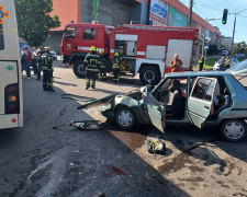 У Покровському районі сталася ДТП: постраждали чотири особи