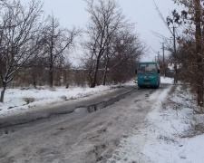 В Кривом Роге водовод оставил жителей Рахмановки без транспорта