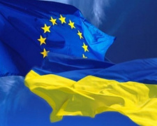 ЄС відсьогодні призупиняє дію усіх імпортних мит на українські товари, - Шмигаль