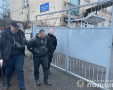 У Кривому Розі невідомі побили військовослужбовця: який запобіжний захід обрали зловмисникам