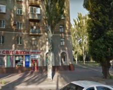 В Кривом Роге предприниматель попытался установить незаконную рекламу рядом с горисполкомом