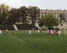 Футбольные баталии в первенстве города: ФК «Кривой Рог» уверенно переиграл «Кривбасс» (ФОТО)