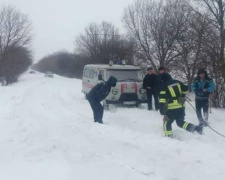 На Днепропетровщине за сутки вытащили 71 одну единицу транспорта, в одной из них перевозили 160 свиней