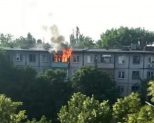 В Кривом Роге загорелась квартира на пятом этаже (фото)