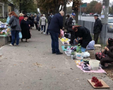 В Кривом Роге продолжают борьбу с местами стихийной торговли