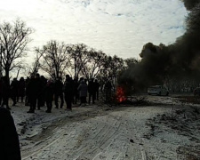 Под Кривым Рогом люди перекрыли трассу из-за отсутствия воды