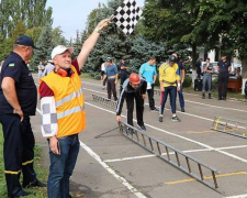 В Кривом Роге провели чемпионат области по пожарно-прикладному спорту (фото)