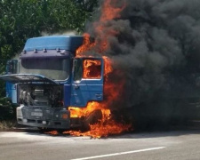 В Кривом Роге горели две фуры