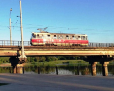 В Кривом Роге почти в полном объеме восстановлена работа городского транспорта