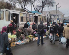 В Кривом Роге началась борьба со стихийными рынками