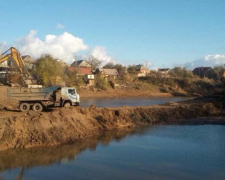 Приводят в порядок: в Кривом Роге расчищают Ингулец и балку Кандыбина (ФОТОФАКТ)