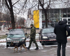 Так не доставайся ты никому: в Кривом Роге неизвестные сообщили о минировании авто сотрудника КПВС, который отказался переходить на КВК