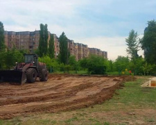 Для жителей сразу двух микрорайонов в Кривом Роге установят спортивно-игровую площадку (ФОТО)