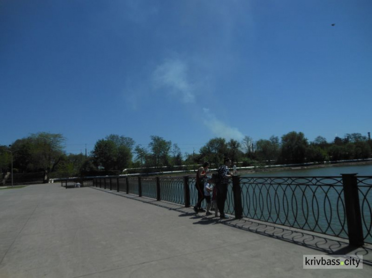 В Кривом Роге любимое место отдыха горожан преображается на глазах (ФОТО)