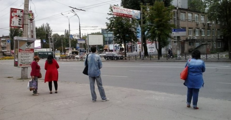 В Кривом Роге коммунальные перевозчики дарят пассажиров частникам