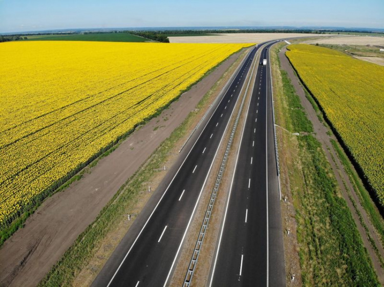 Дорога из Кривого Рога в Николаев станет быстрее: в Укравтодоре обещают отремонтировать основные трассы