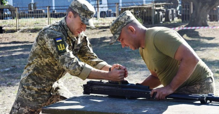 Криворізькі військовослужбовці вибороли срібло у змаганнях із профмайстерності