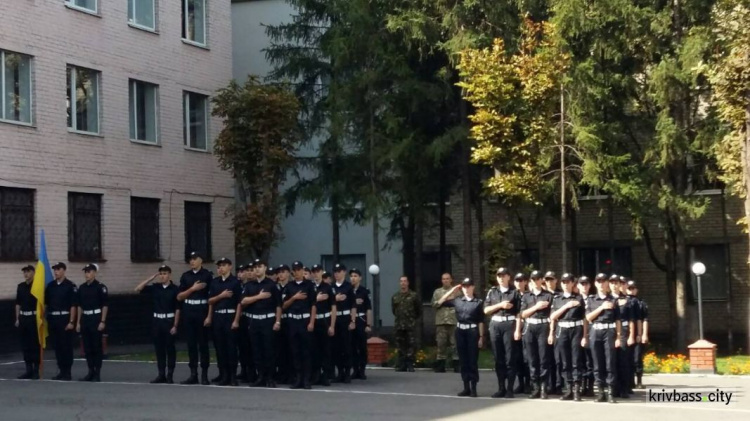 В Кривом Роге новобранцы пополнили ряды патрульных (ФОТО)