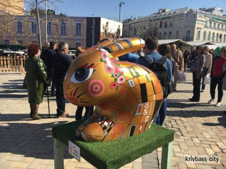 Криворожане участвуют в фестивале пасхальных зайцев и писанок в Киеве (ФОТОРЕПОРТАЖ)