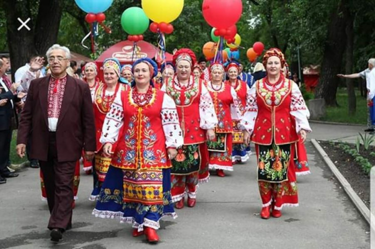 В Кривом Роге стартовала подготовка к IX Всеукраинскому фестивалю "Червона калина"