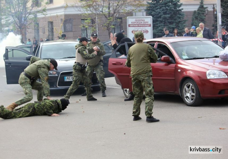 В Кривом Роге состоялась присяга на верность Украинскому народу (ФОТОРЕПОРТАЖ)