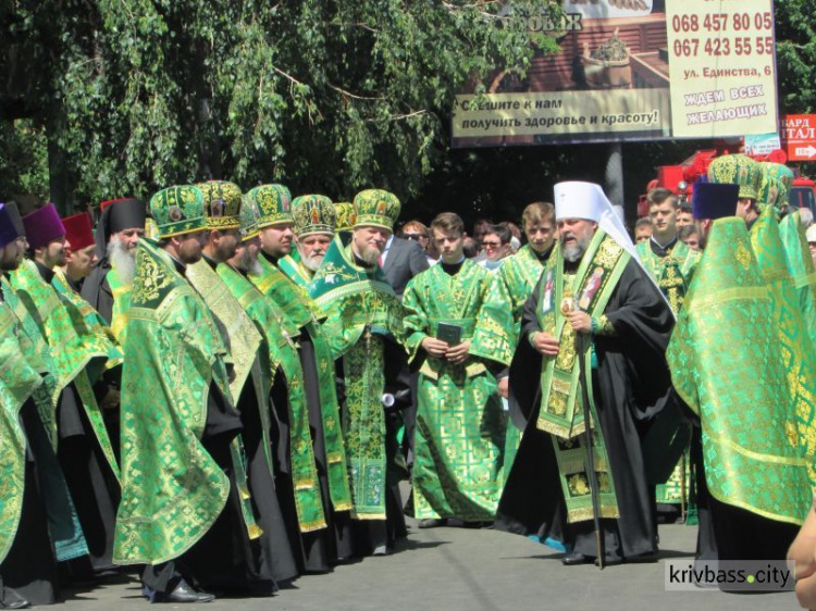 В Кривом Роге открыли памятник последнему кошевому атаману (ФОТО) +(ВИДЕО)+(ОБНОВЛЕНО)