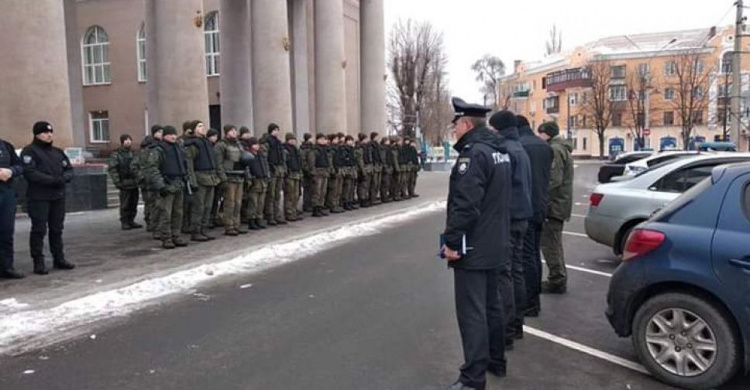 В Кривом Роге нацгвардейцы с правоохранителями в усиленном режиме будут охранять улицы (фото)