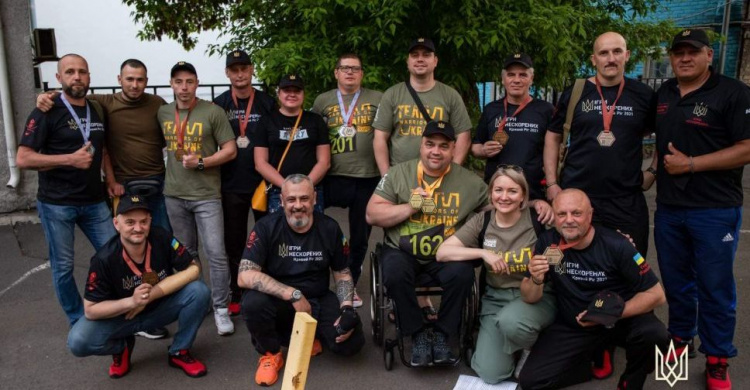 Команда Invictus Kryvbas повернулась з національного відбору Ігор Нескорених із нагородами 