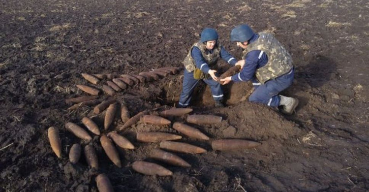 Под Кривым Рогом обнаружили крупную партию боеприпасов