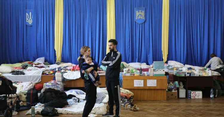 Переселенців не можна виселяти із навчальних закладів без надання альтернативного житла, - Верещук