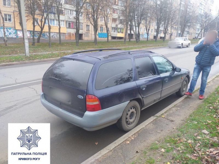 В Кривом Роге патрульные задержали авто с "липовыми" документами