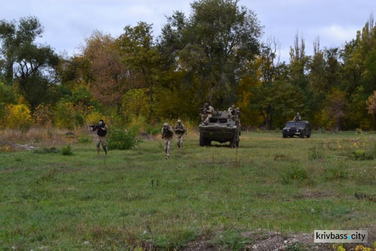 В 17-й танковой бригаде Кривого Рога отпраздновали День защитника Украины (ФОТО)