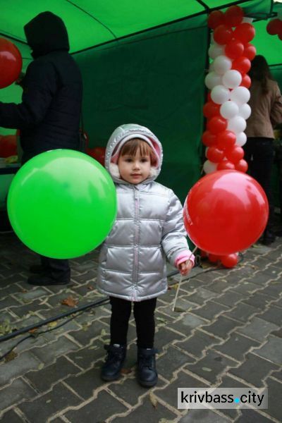 В Кривом Роге на Восточном-2 прошел праздник - открытие обновленных улиц (ФОТОРЕПОРТАЖ)