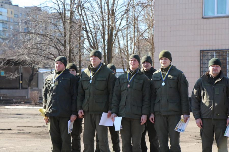 Нацгвардейцы из Кривого Рога завоевали серебро в соревнованиях по рукопашному бою