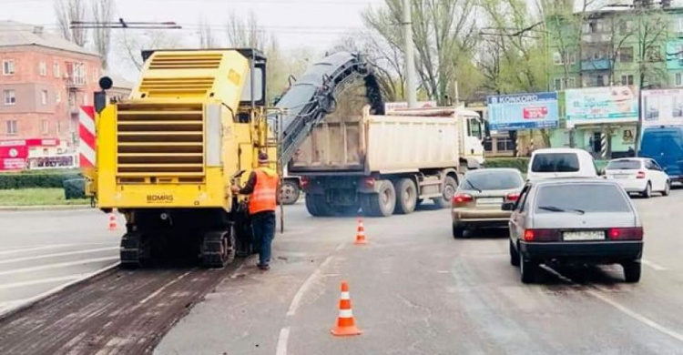 В Долгинцевском районе Кривого Рога проводят работы по ремонту дорог (ФОТОФАКТ)