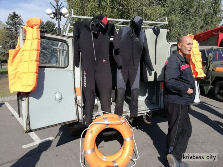 Всегда готовы прийти на помощь: в Кривом Роге ко Дню спасателя организовали праздник (ФОТО)