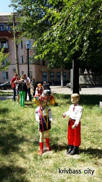 В Криворожском парке прошел фестиваль "Страна детства" (ФОТОРЕПОРТАЖ)