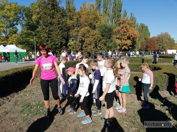 Стальной забег и детские старты: как в Кривом Роге проходит Первый полумарафон #SteelRun (ФОТО, ВИДЕО)