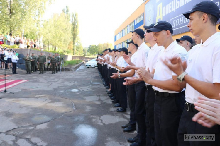 Голуби, флаг из шаров и квесты: в Кривом Роге День знаний прошел по-новому (ФОТОРЕПОРТАЖ) + (ВИДЕО)