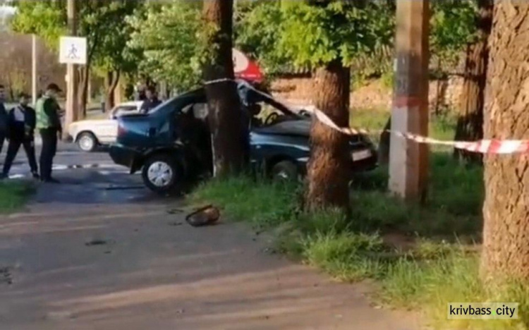 В результате ДТП на улице Гетьманской погиб водитель авто