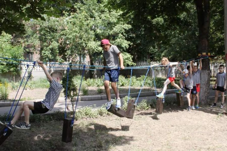 В Кривом Роге открыли новый спортивно-туристический верёвочный комплекс (ФОТО)