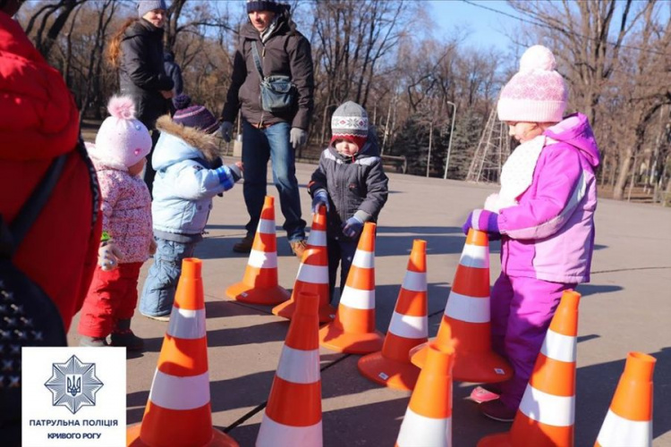 В Кривом Роге прошло традиционное Рождество с патрульными (фото)