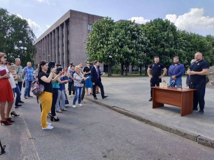 В Кривом Роге богатырскую силу покажут лучшие стронгмены Украины (фото)