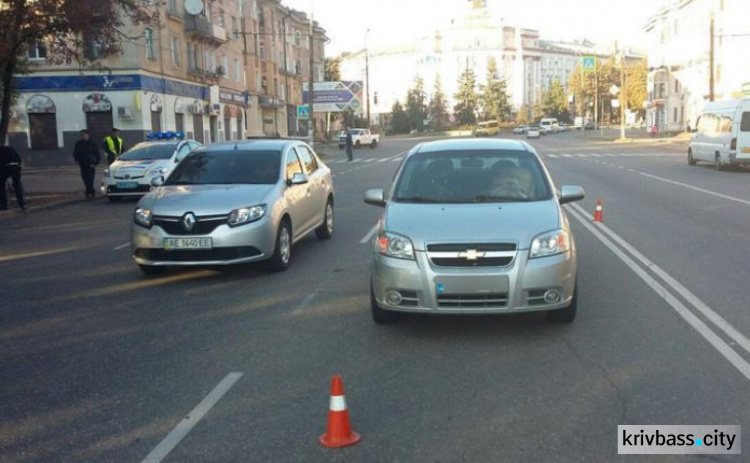 В Кривом Роге иномарка сбила несовершеннолетнюю велосипедистку (ФОТО)