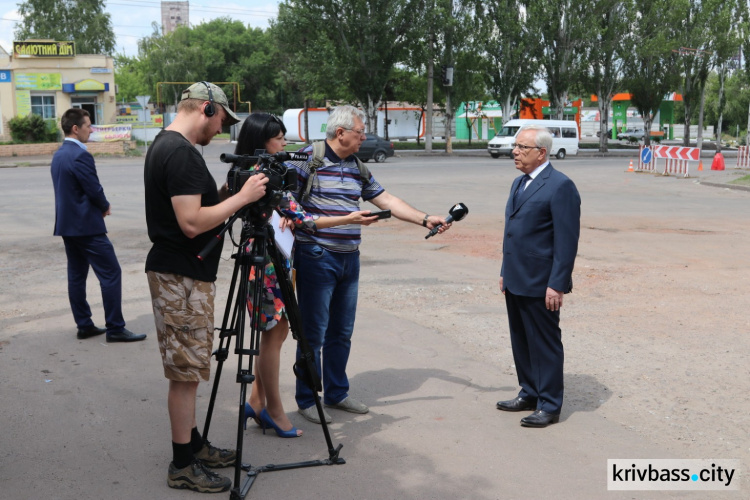 В Кривом Роге сделают свежую дорожную разметку и капитально отремонтируют дороги (ФОТО)