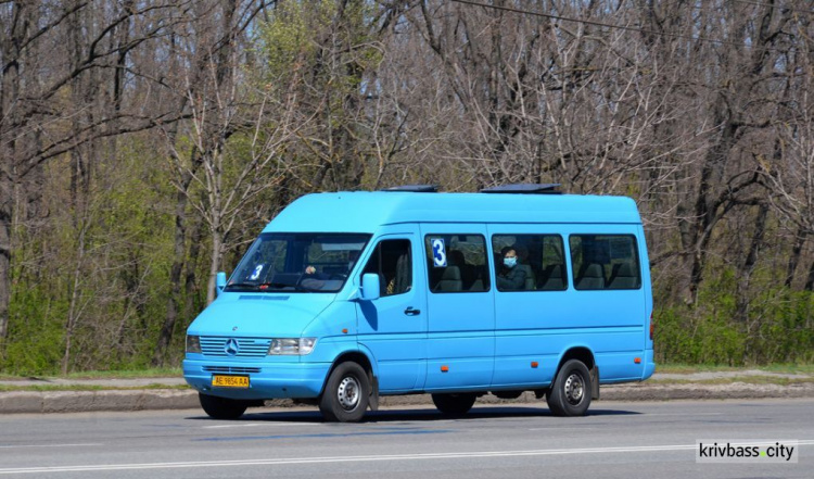 В Кривом Роге не будут работать дополнительные маршруты транспорта в поминальный день