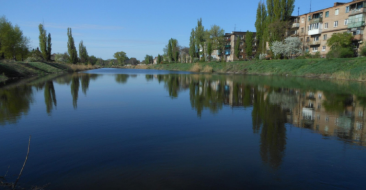 В Кривом Роге начали оздоровление реки Старая Саксагань (ФОТО)