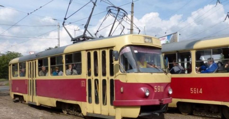 На Днепропетровщине пассажир без билета камнем разбил кондуктору голову