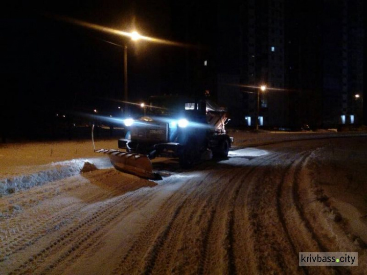 Борьба с непогодой в Кривом Роге: как обстоят дела с расчисткой снега